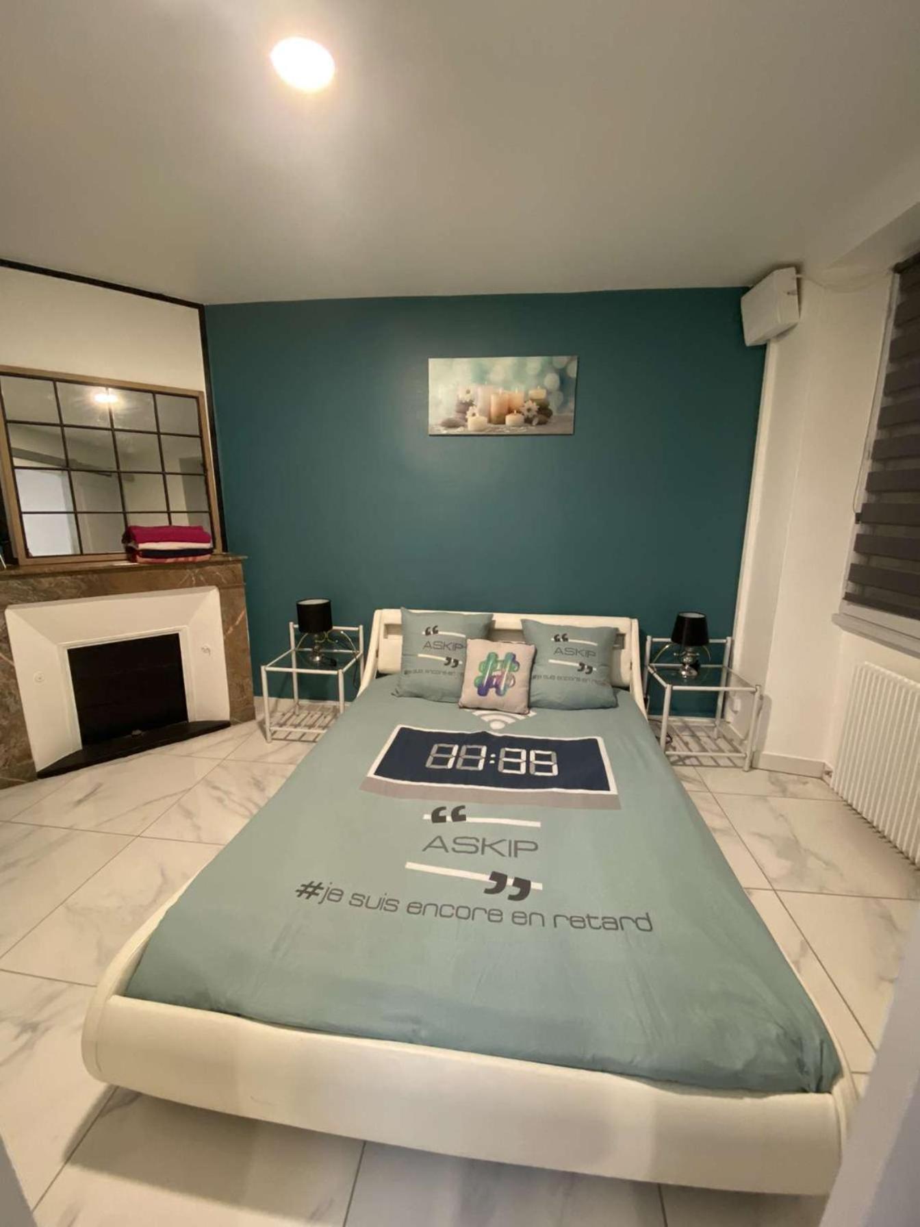 Charmant Appartement Design Blois Luaran gambar